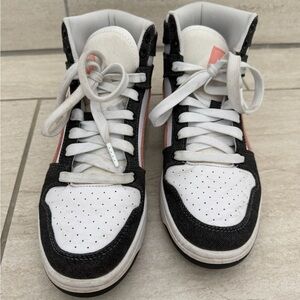 High-Top Sneakers in White, Black & Pink